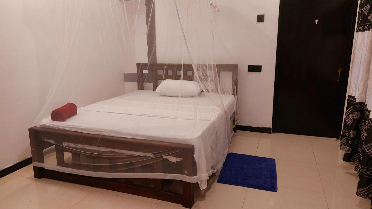 Bandulas Beach House Hikkaduwa Kültér fotó
