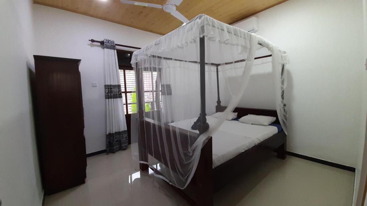 Bandulas Beach House Hikkaduwa Kültér fotó
